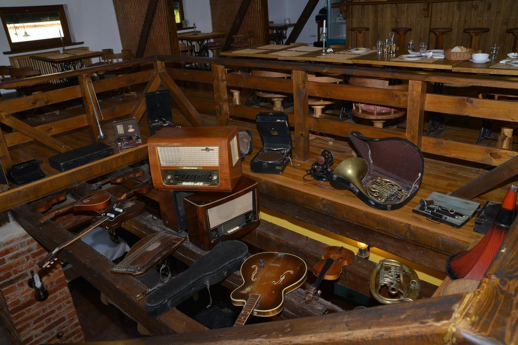 Schwabenhaus Hotel Sándorháza Kültér fotó